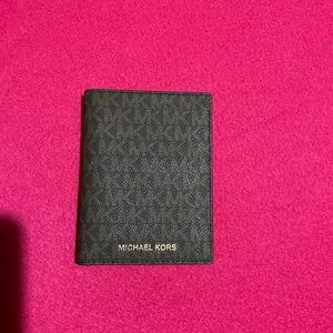 New Michael Kors Passport Wallet